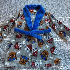 Boys Paw Patrol robe size 5T NWOT great gift